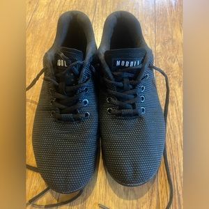 NoBull womens Cross-training shoe size 8